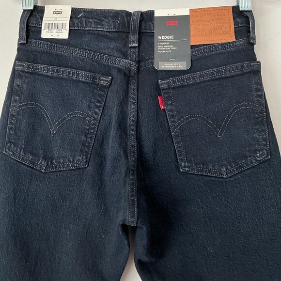 Levi's Premium Black Wedgie Jeans Button Fly High Rise Tapered Leg 24 - Picture 8 of 12